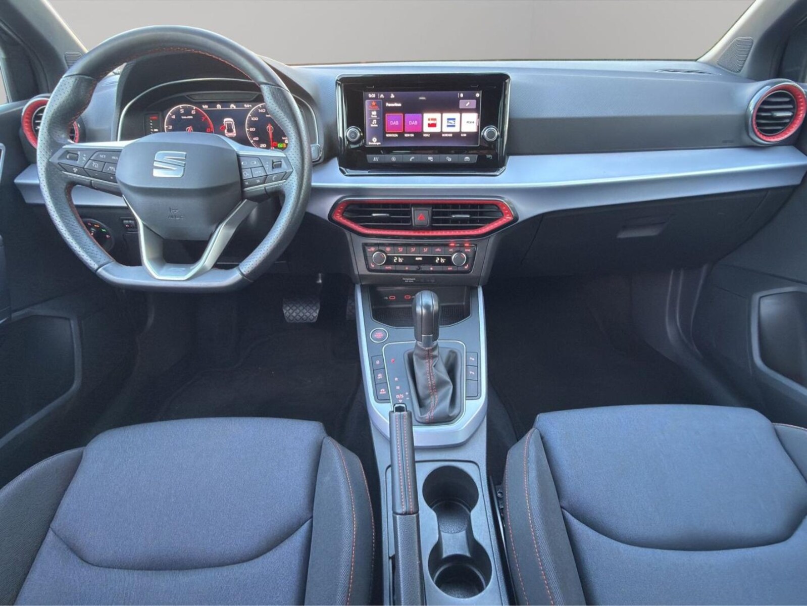 SEAT Arona – Bild 14