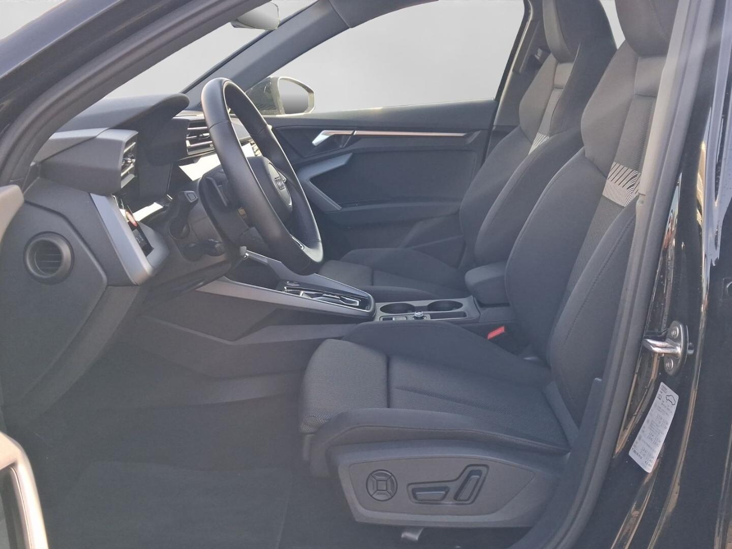 Bild über Audi A3 Sportback TDI S tronic - für weitere Informationen kontaktieren Sie den Audi Partner