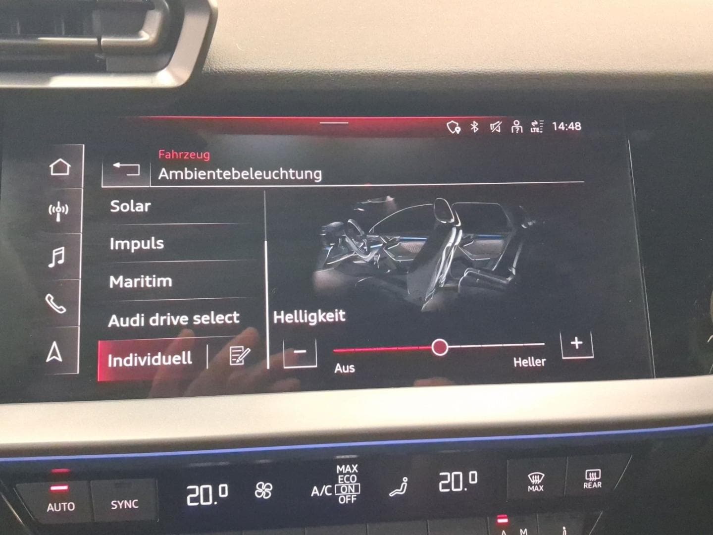 Bild über Audi RS 3 Sportback TFSI quattro 294 kW S tronic - für weitere Informationen kontaktieren Sie den Audi Partner