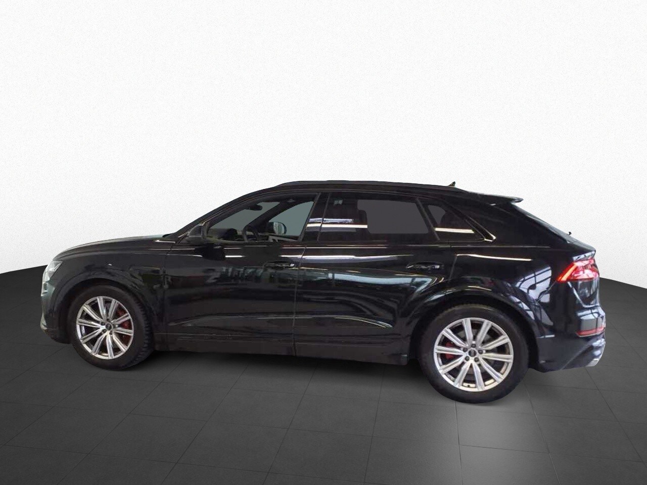 Image about Audi SQ8 TFSI quattro tiptronic