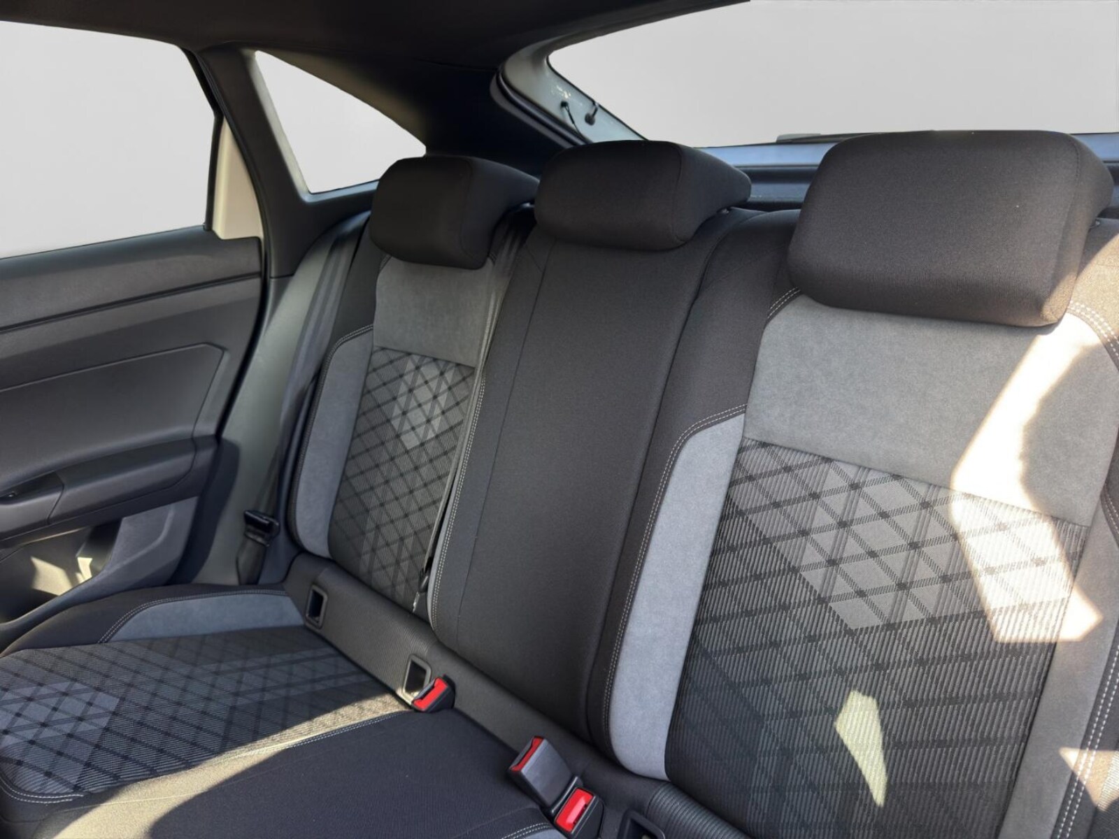 Volkswagen Taigo – Bild 14