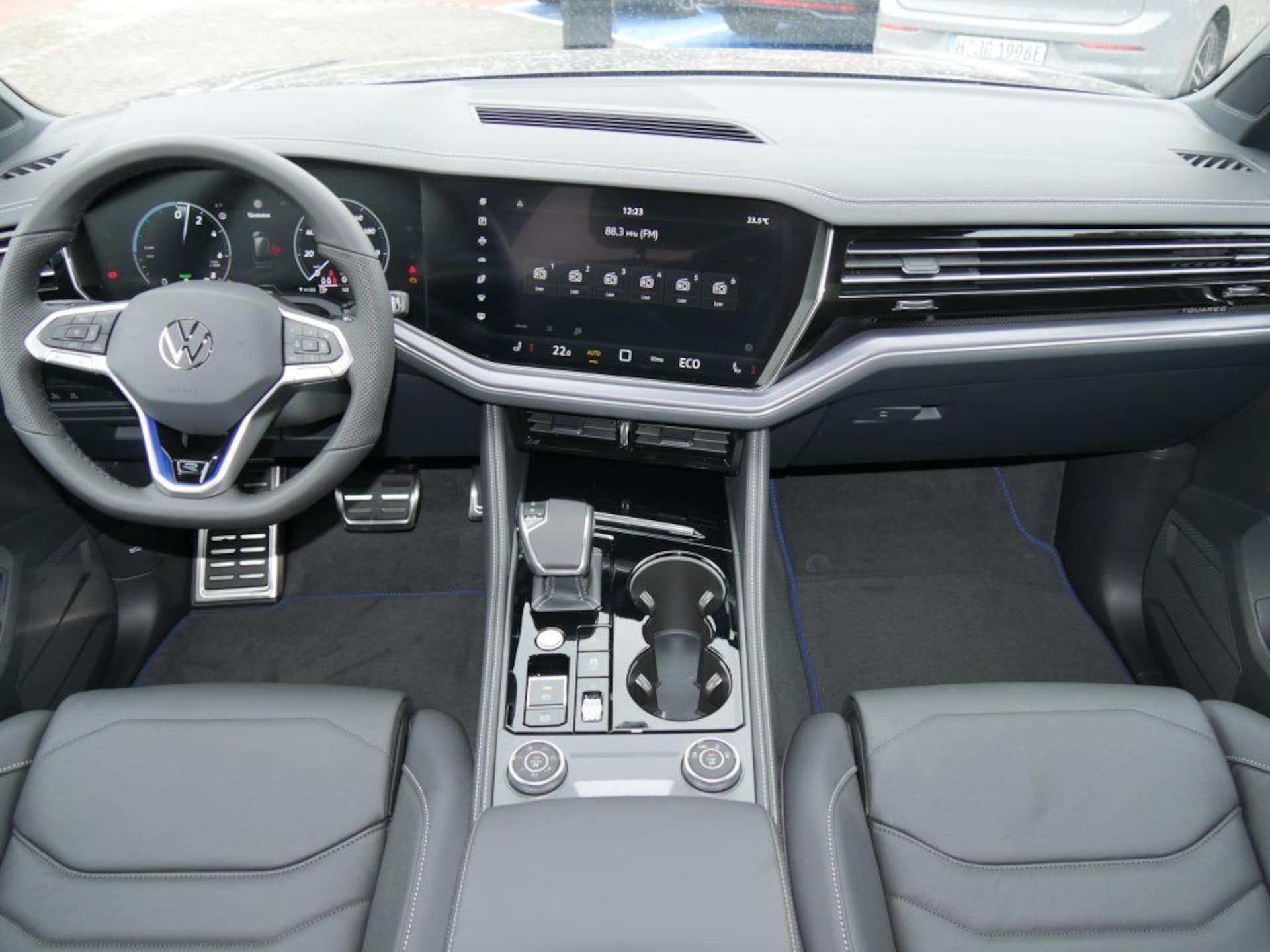 Volkswagen Touareg R