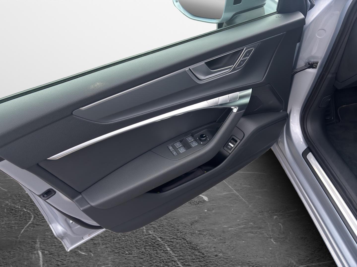 Bild über Audi A6 Avant advanced 45 TDI quattro S tronic - für weitere Informationen kontaktieren Sie den Audi Partner