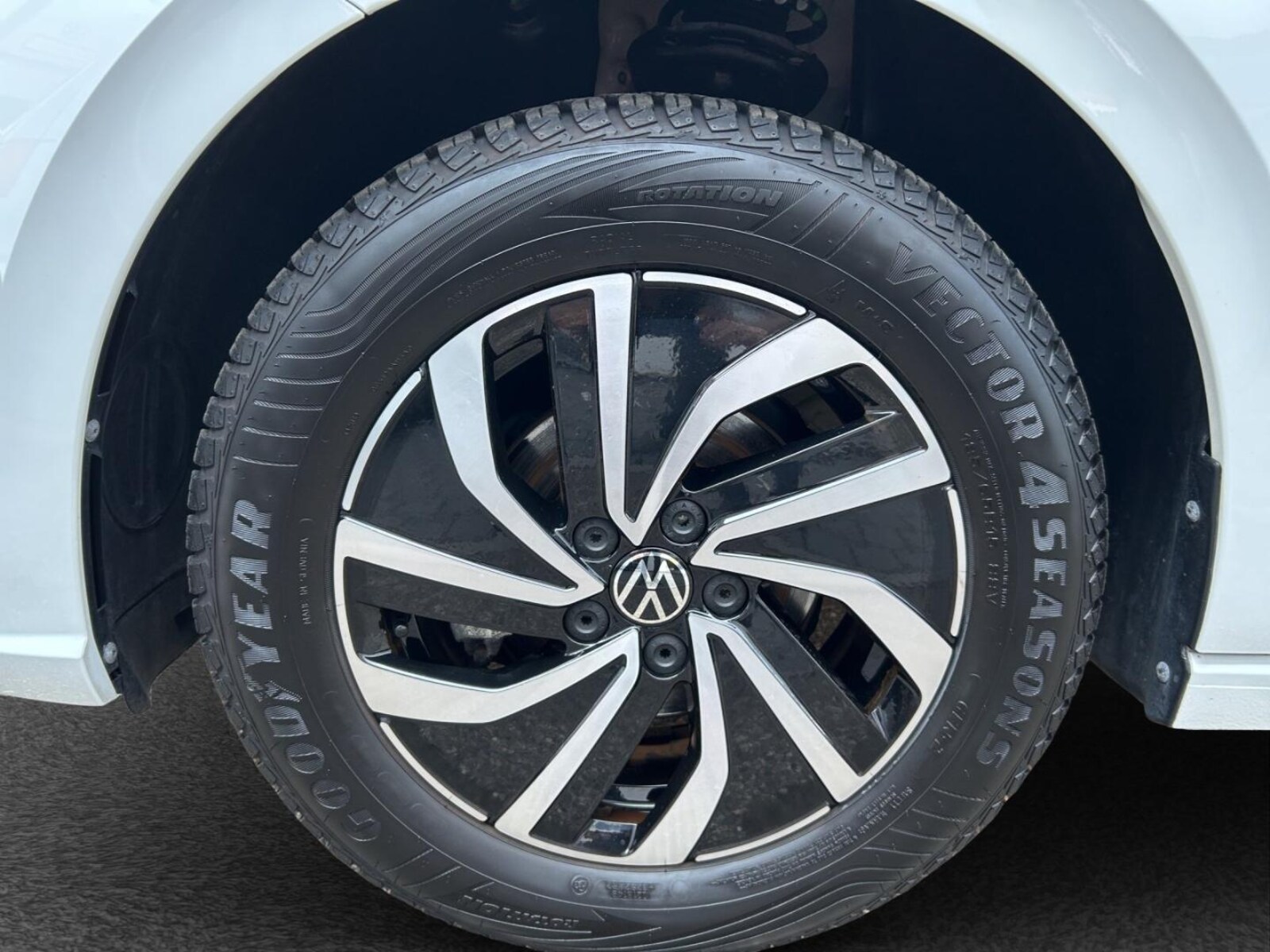 Volkswagen Polo – Bild 12