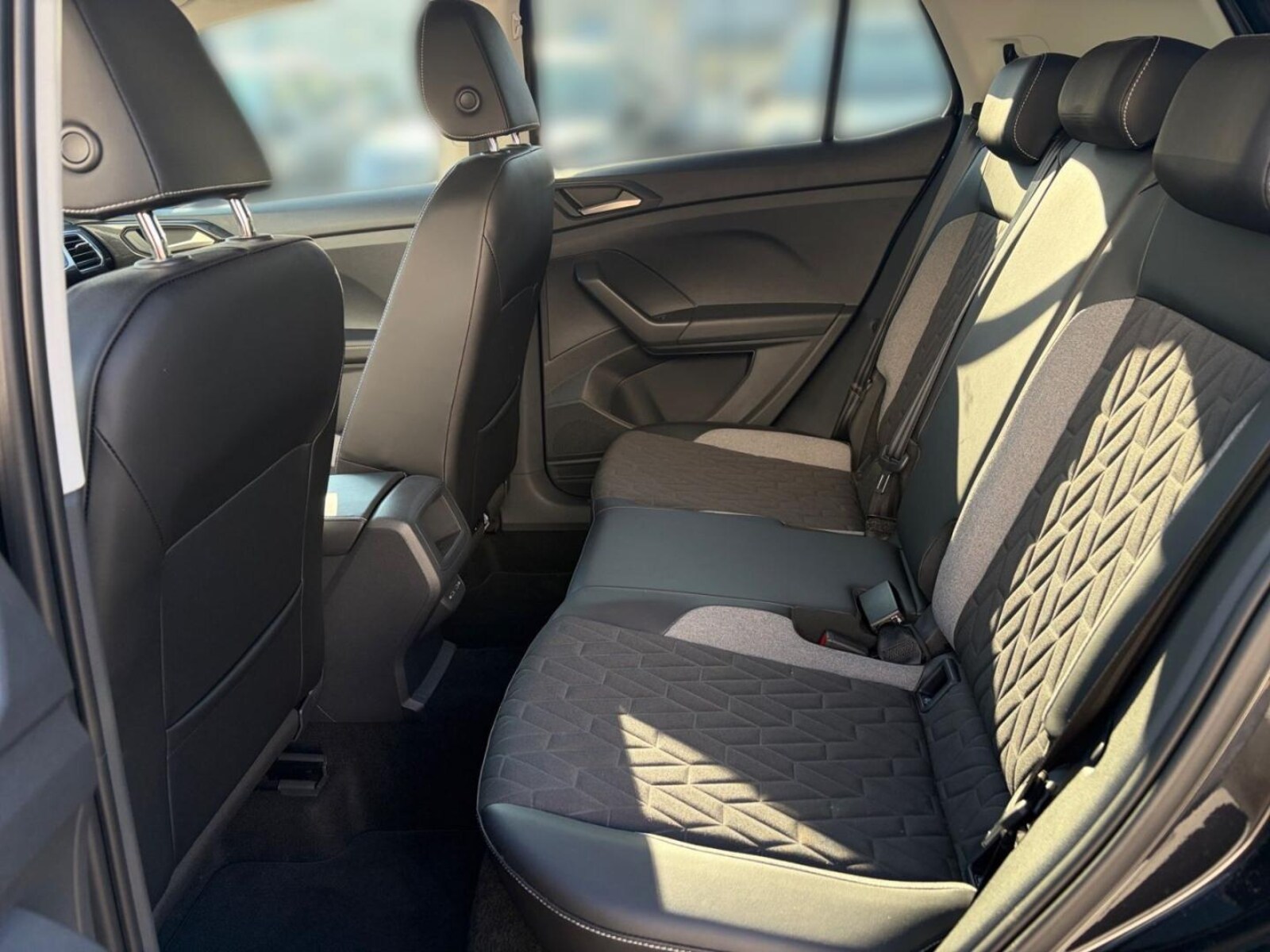 Volkswagen T-Cross – Bild 12