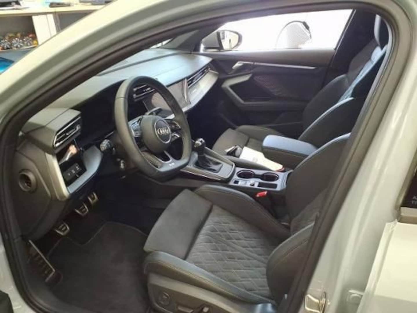 Bild über Audi A3 Limousine TFSI Schaltgetriebe - für weitere Informationen kontaktieren Sie den Audi Partner