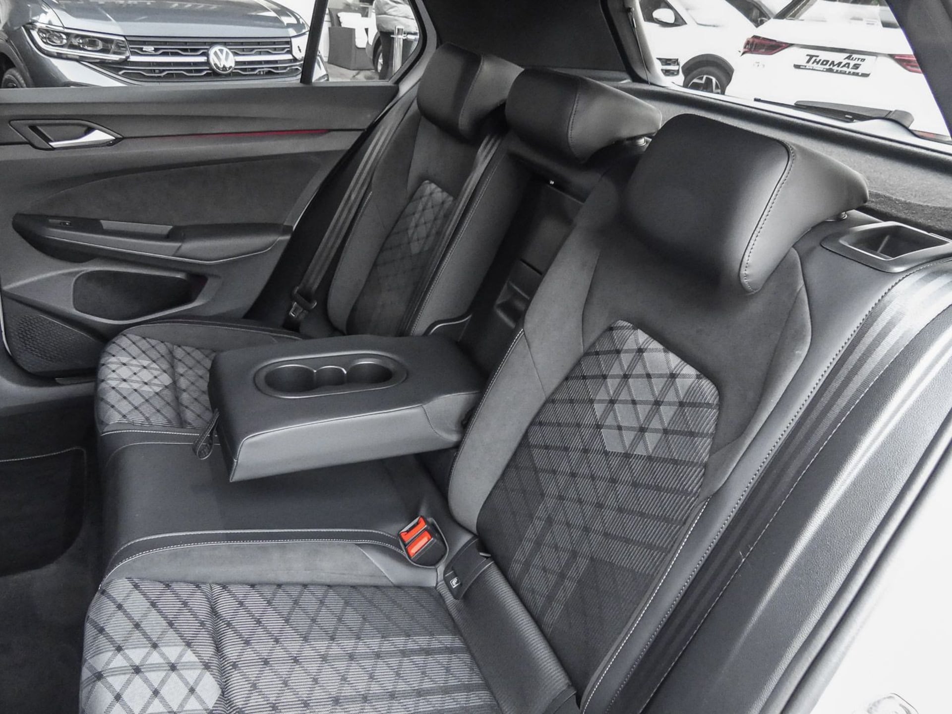 Volkswagen Golf R-Line
