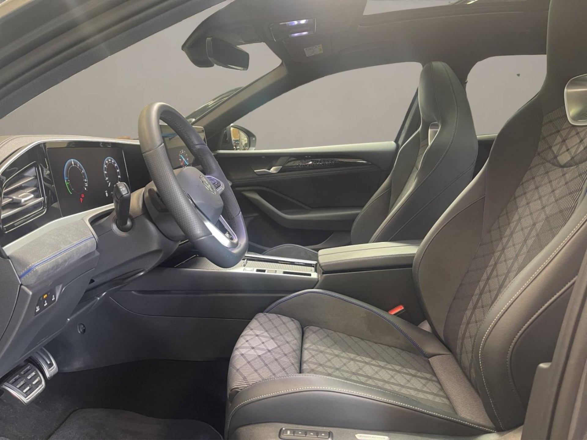 Volkswagen Passat R-Line