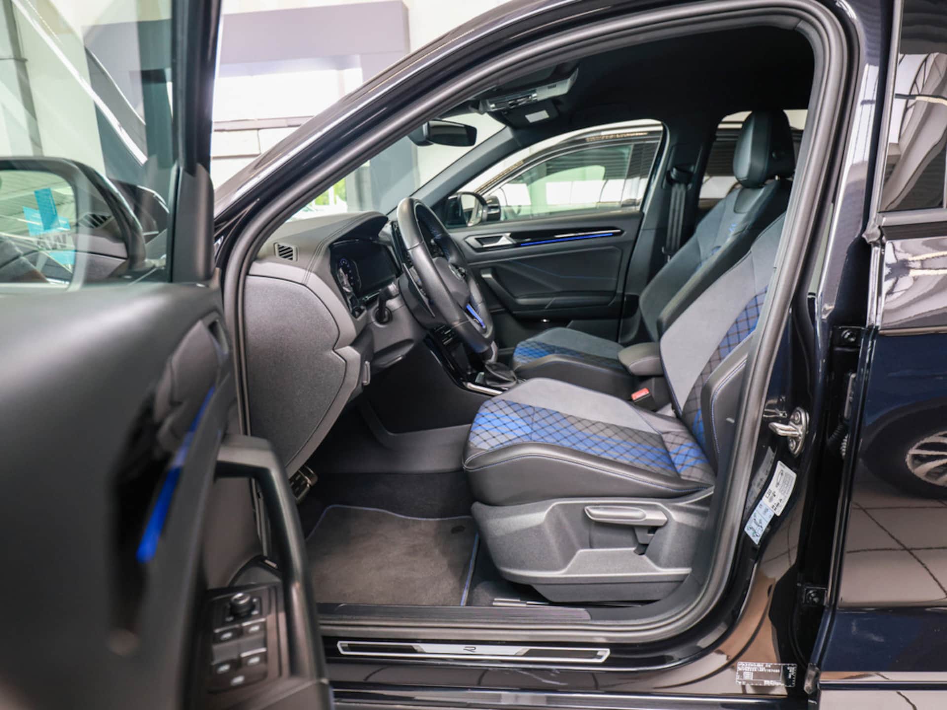 Volkswagen T-Roc R