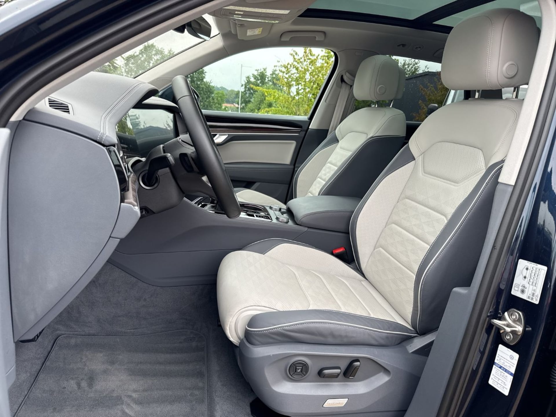 Volkswagen Touareg Elegance