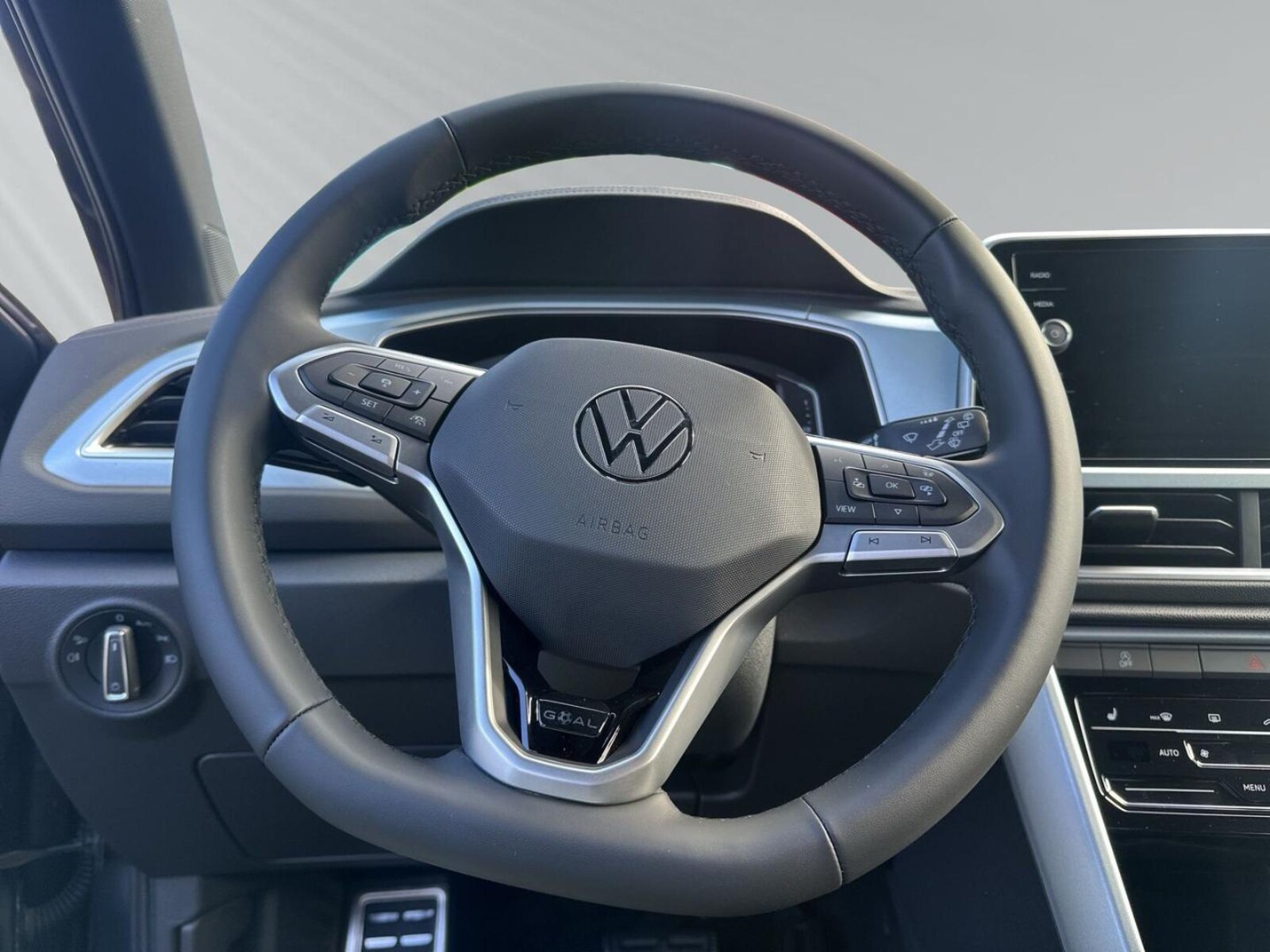 Volkswagen T-Roc – Bild 12