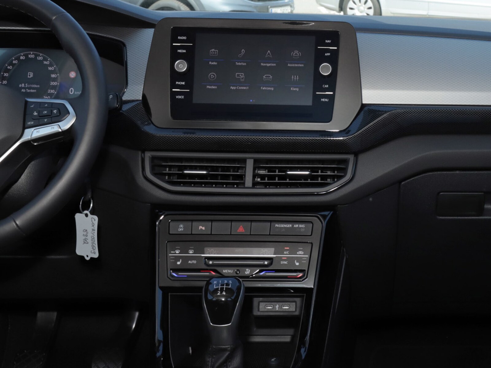Volkswagen T-Cross – Bild 12