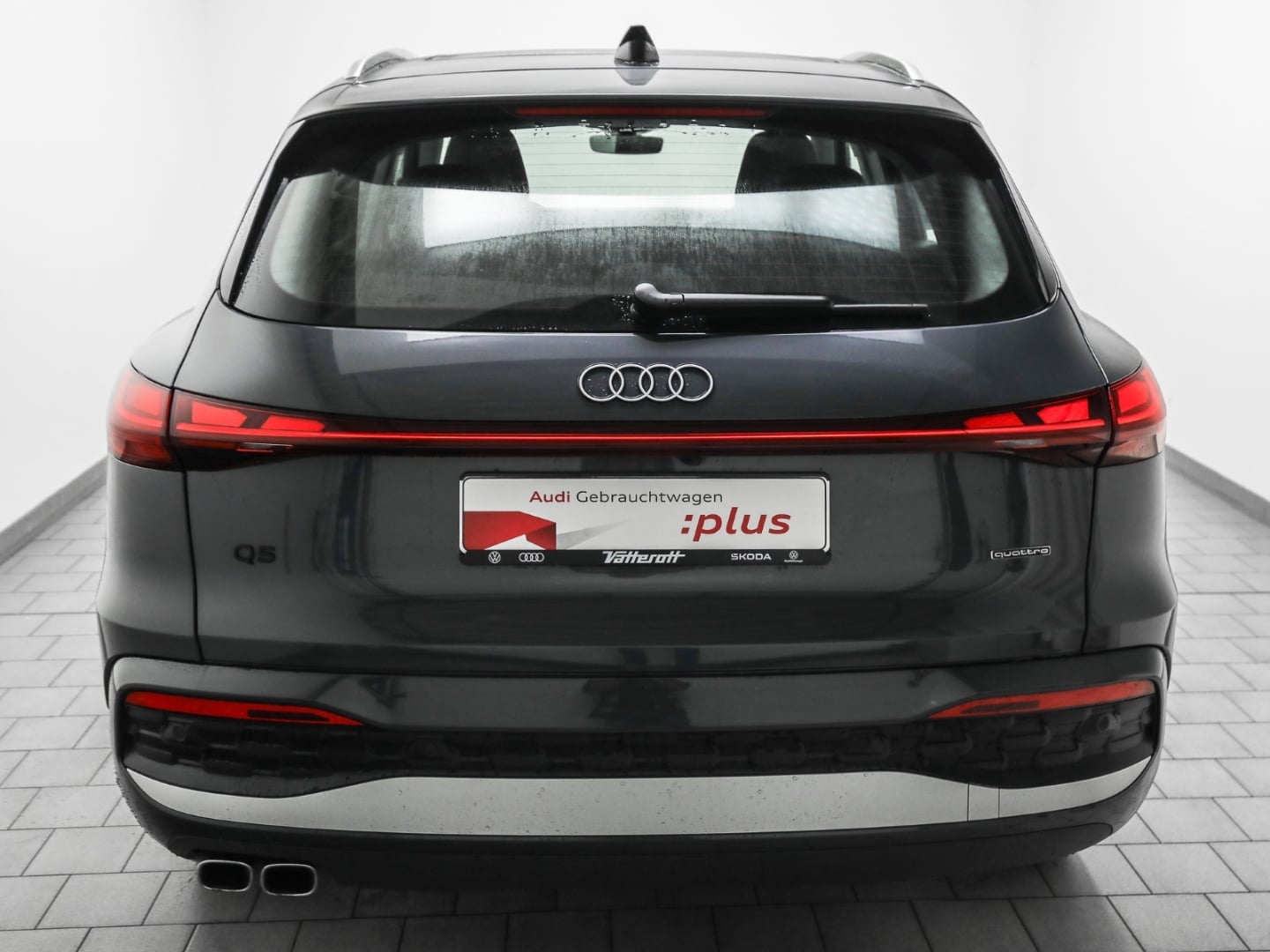 Bild über Audi Q5 SUV TDI quattro 150 kW S tronic - für weitere Informationen kontaktieren Sie den Audi Partner