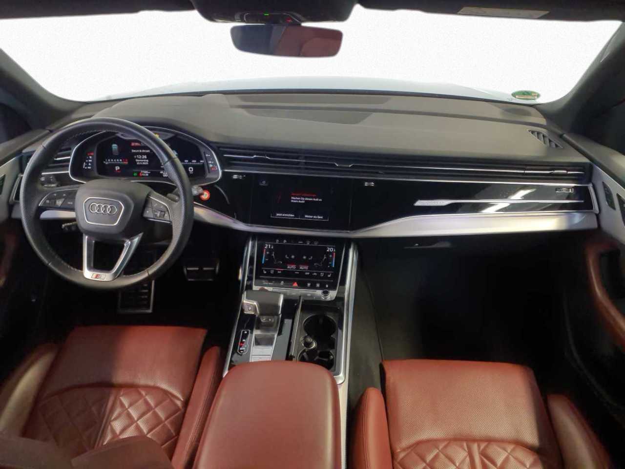 Image about Audi SQ8 TFSI quattro tiptronic