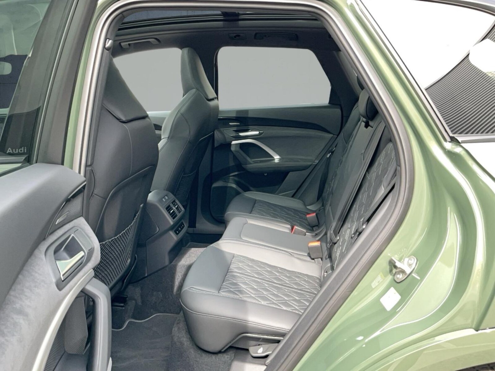 Audi SQ5 – Bild 13