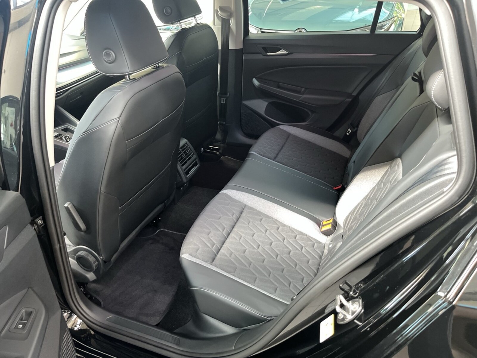 Volkswagen Golf Variant – Bild 7