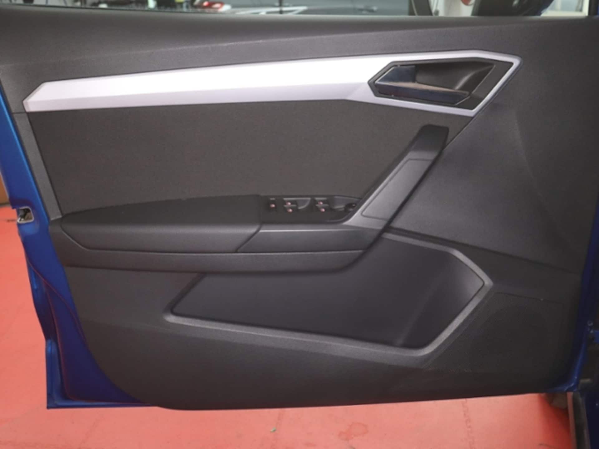 SEAT Arona FR