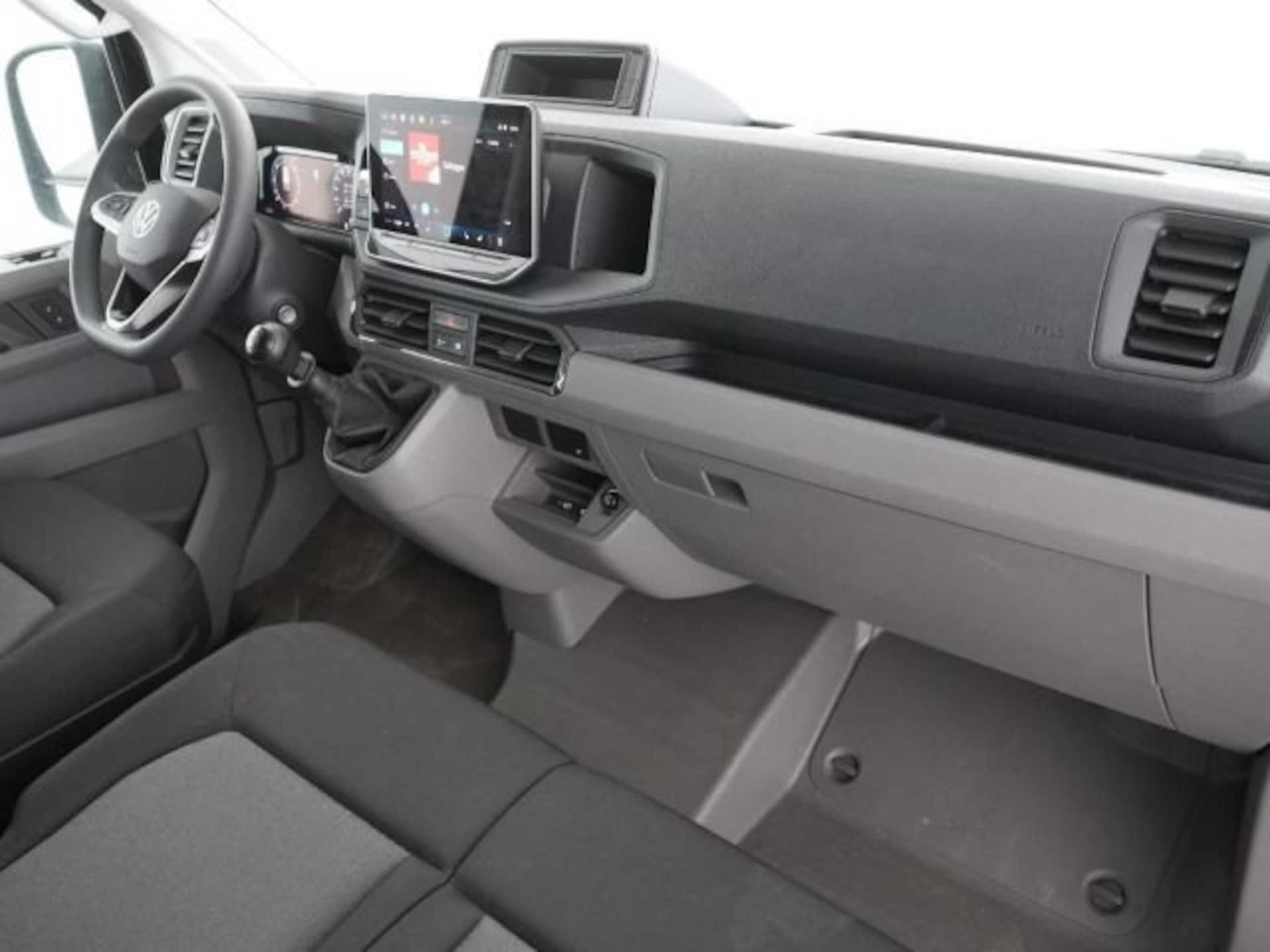Volkswagen Crafter Kasten langer Radstand