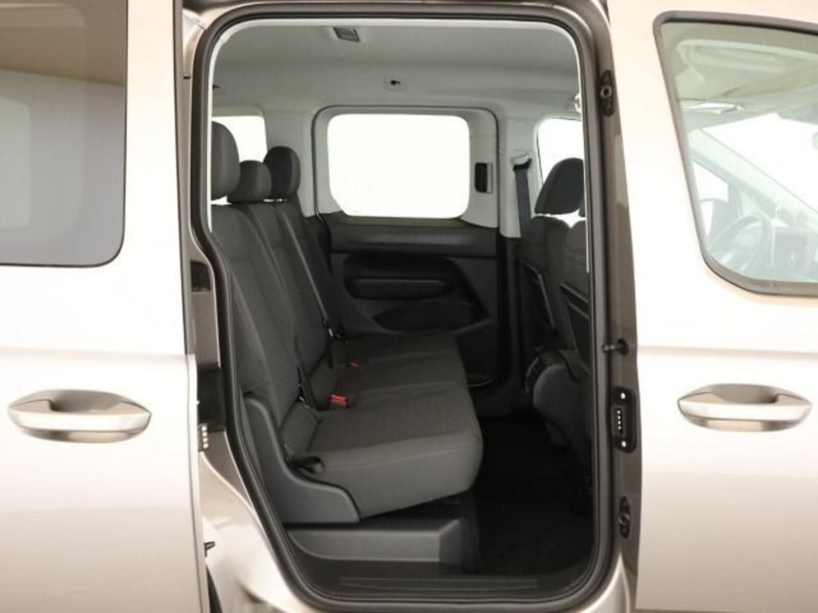 Volkswagen Caddy – Bild 6