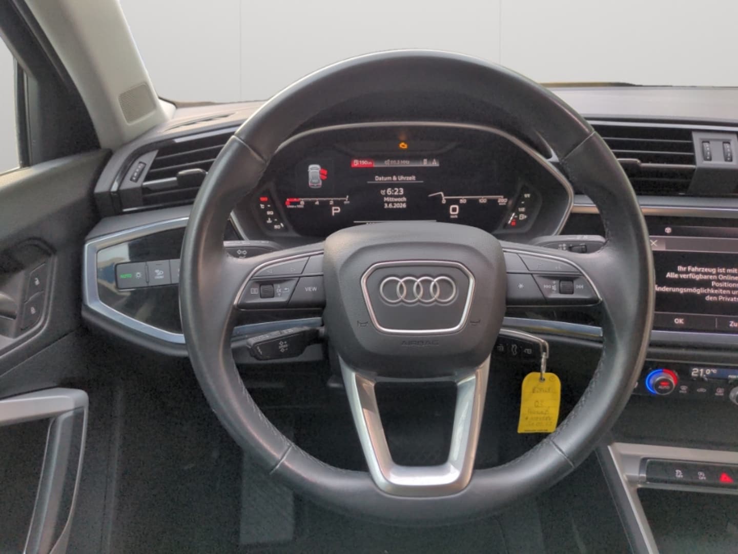 Bild über Audi Q3 advanced 35 TFSI S tronic - für weitere Informationen kontaktieren Sie den Audi Partner