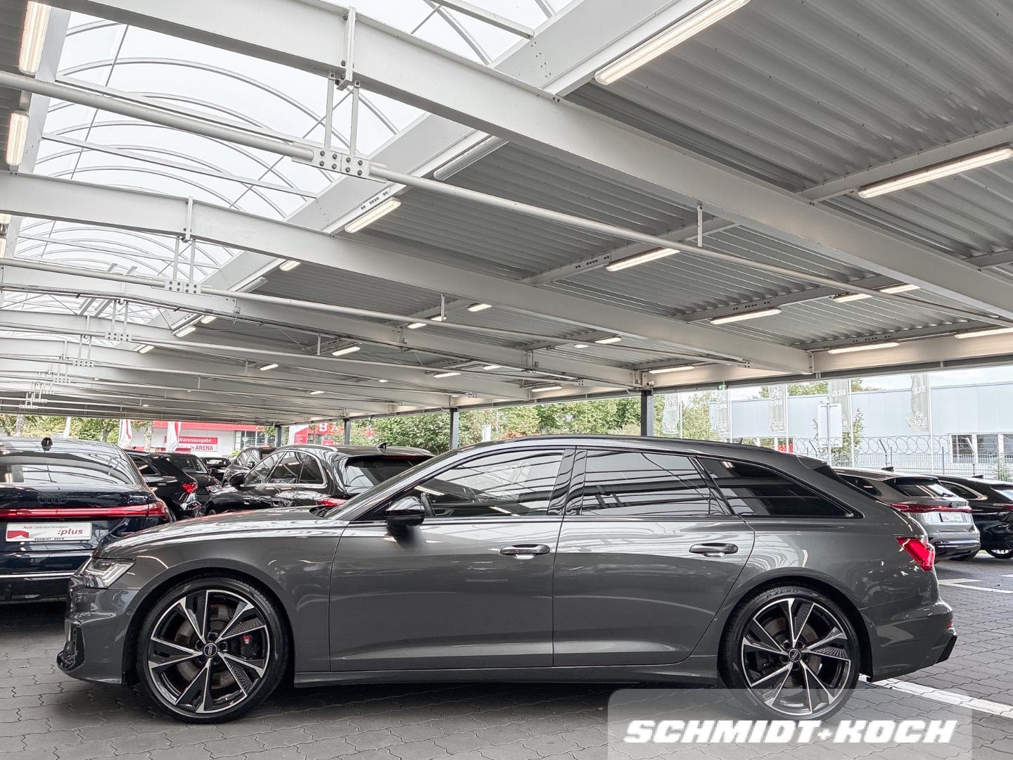 Bild über Audi S6 Avant TDI quattro tiptronic - für weitere Informationen kontaktieren Sie den Audi Partner