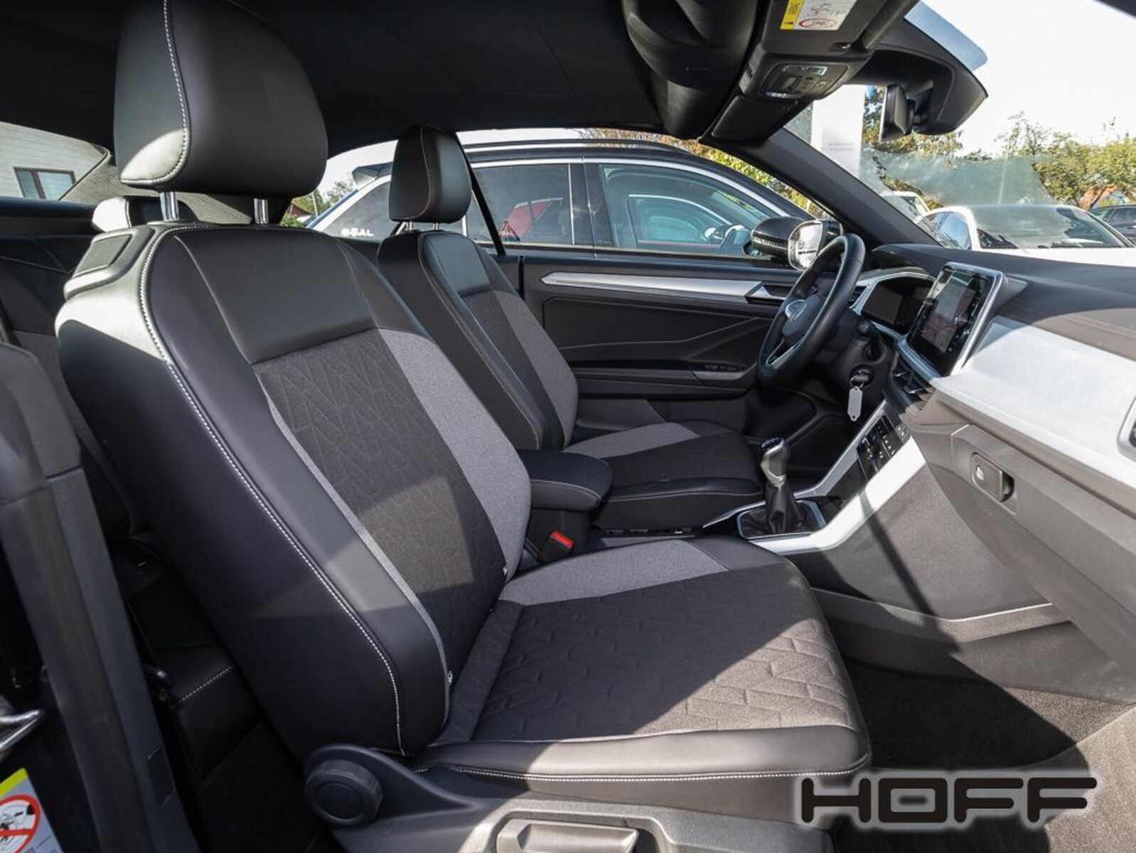Volkswagen T-Roc Cabriolet – Bild 9