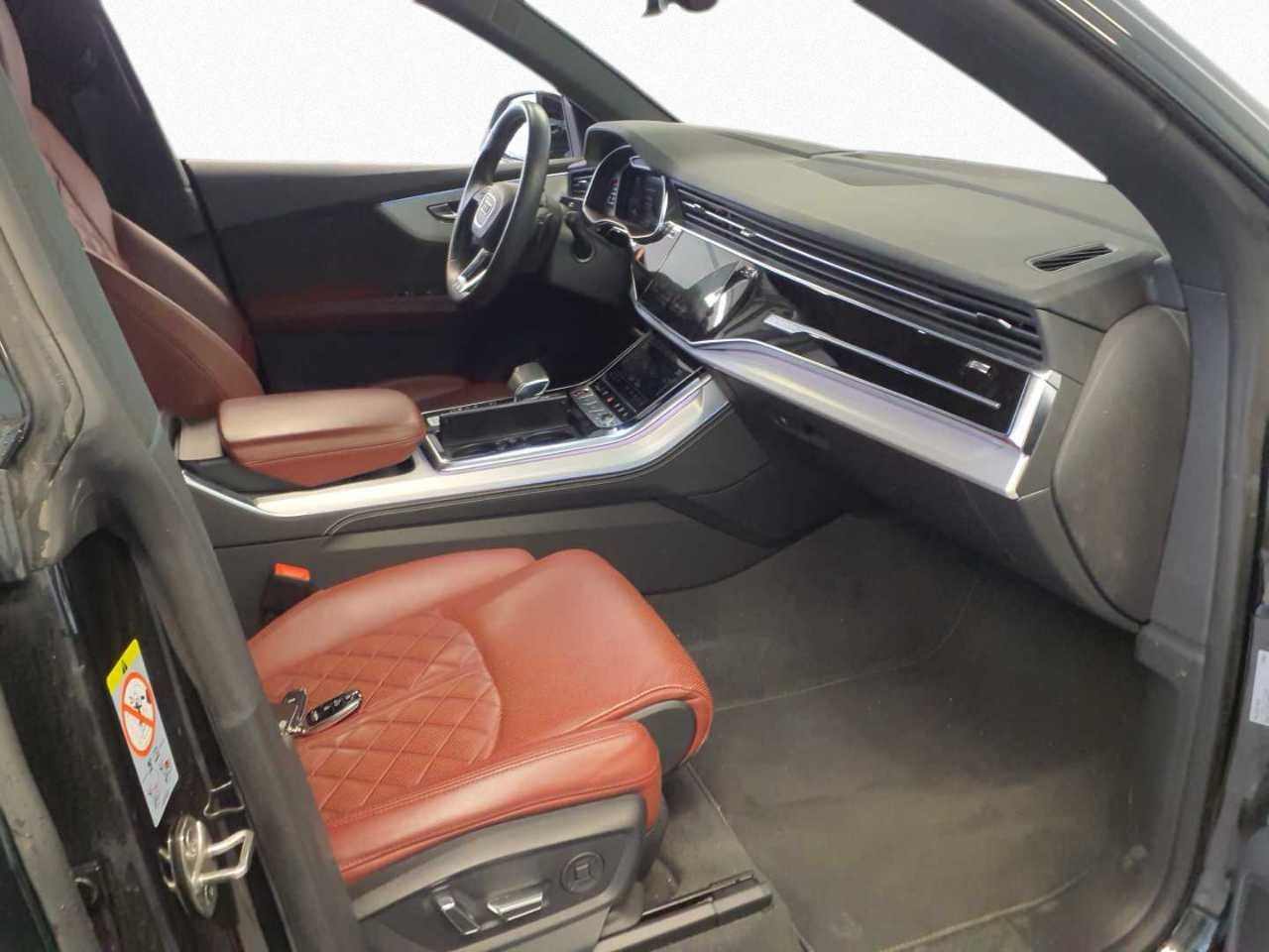 Image about Audi SQ8 TFSI quattro tiptronic