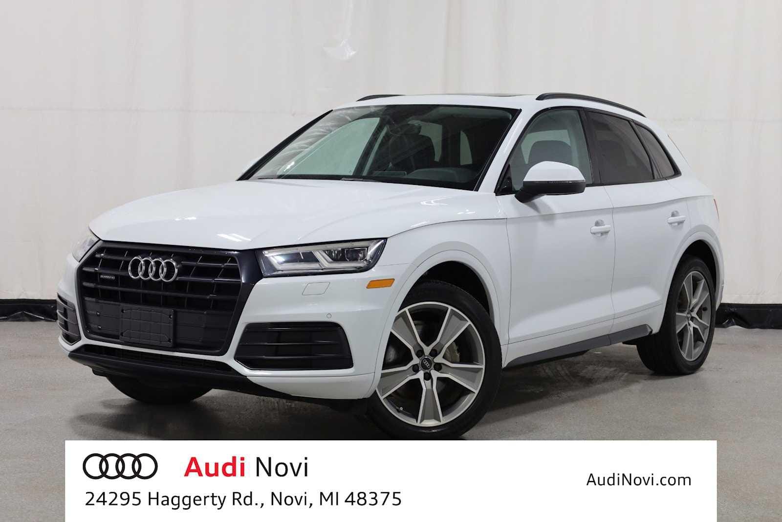 2019 Audi Q5 2.0T quattro S tronic Premium Plus's photo