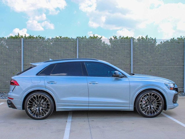 2026 Audi RS Q8 SUV performance
