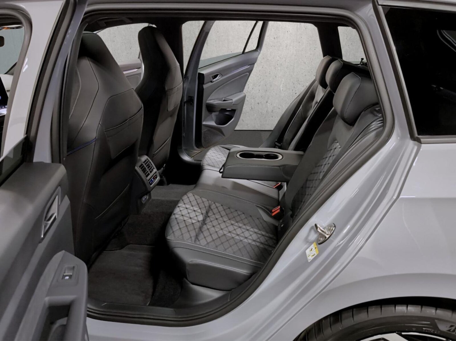 Volkswagen Golf Variant – Bild 11