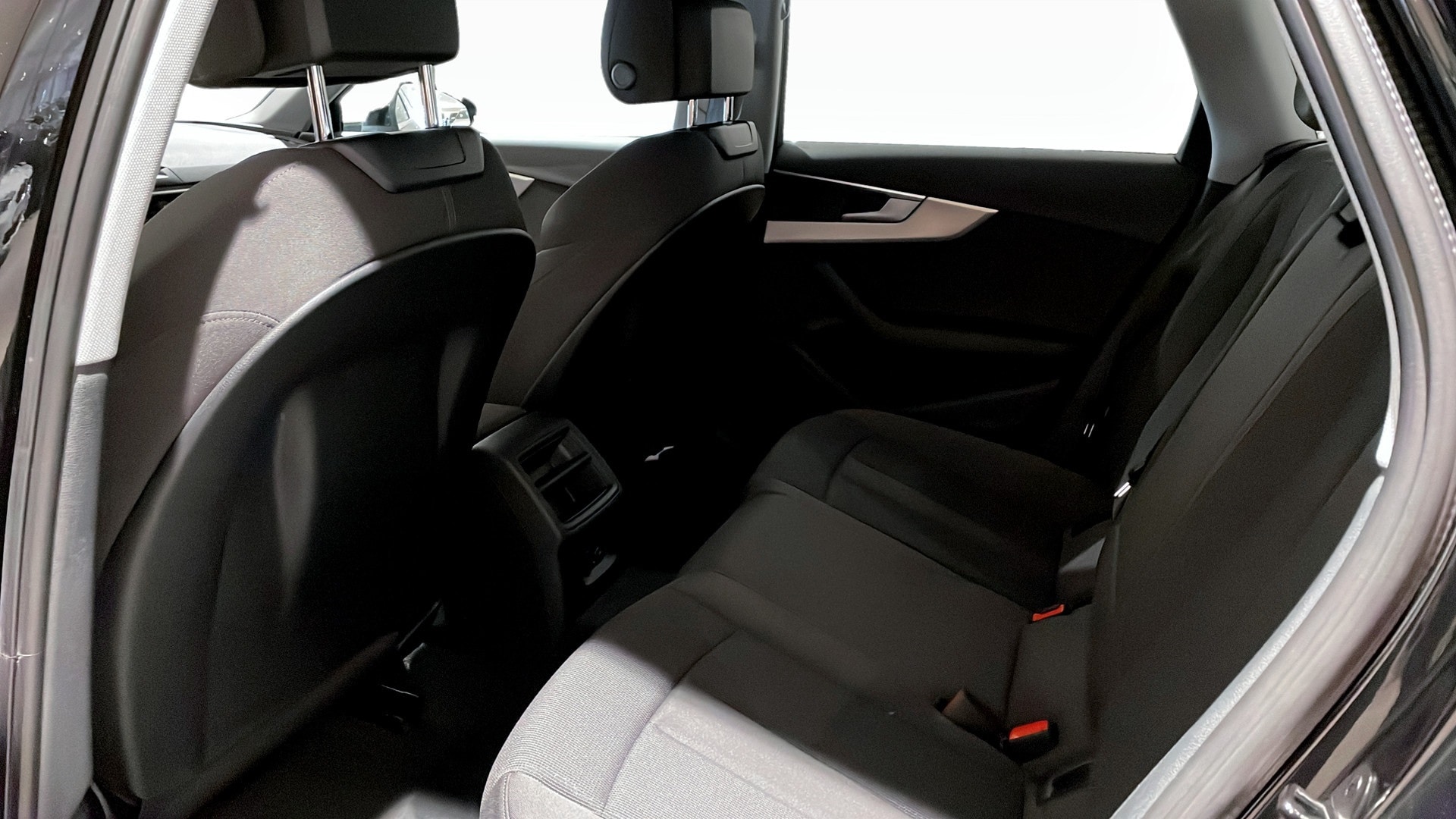 Image about Audi A4 Avant A4 Avant 40 TDI quattro Proline advanced 204 hk S tronic