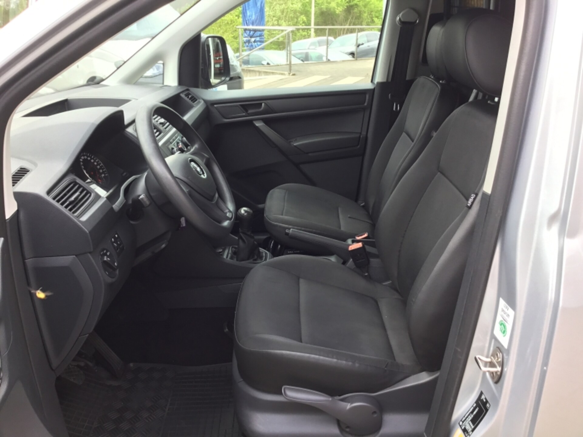 Volkswagen Caddy Maxi Kasten Basis-Modell