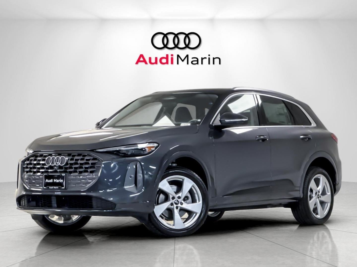 2025 Audi Q5 40 Premium Plus's photo