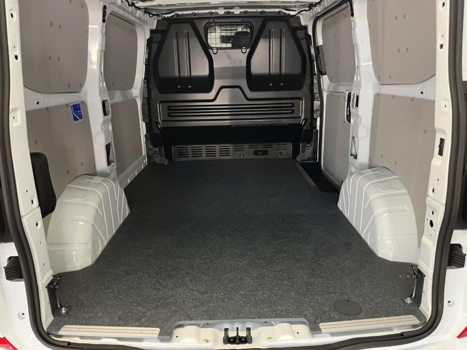 Volkswagen Transporter Kasten kurzer Radstand