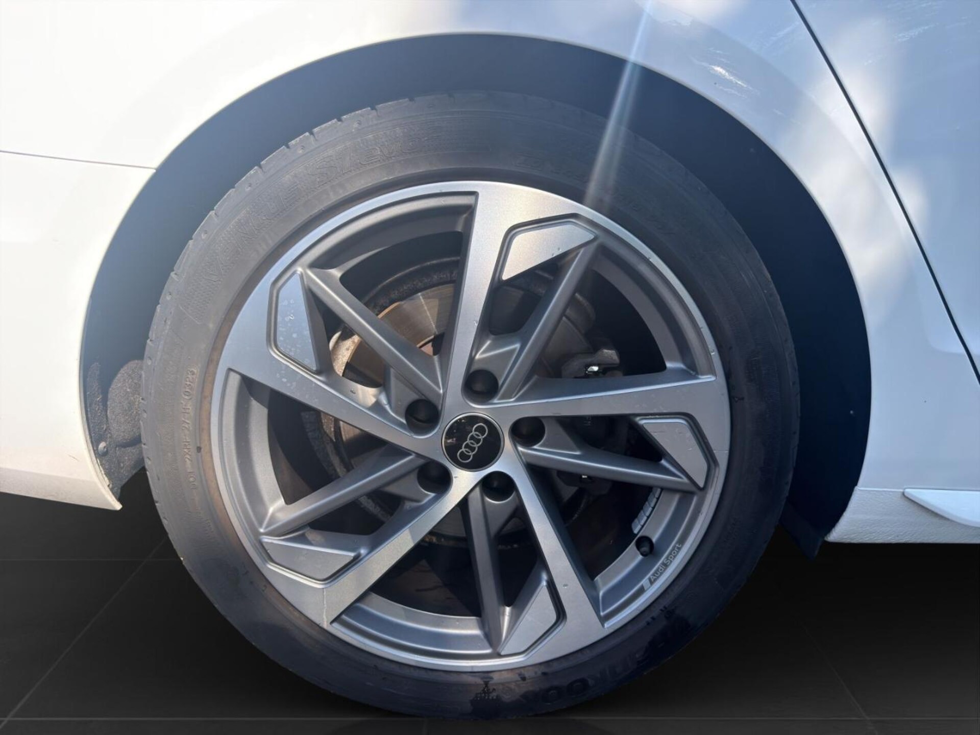 Audi A4 Avant S line