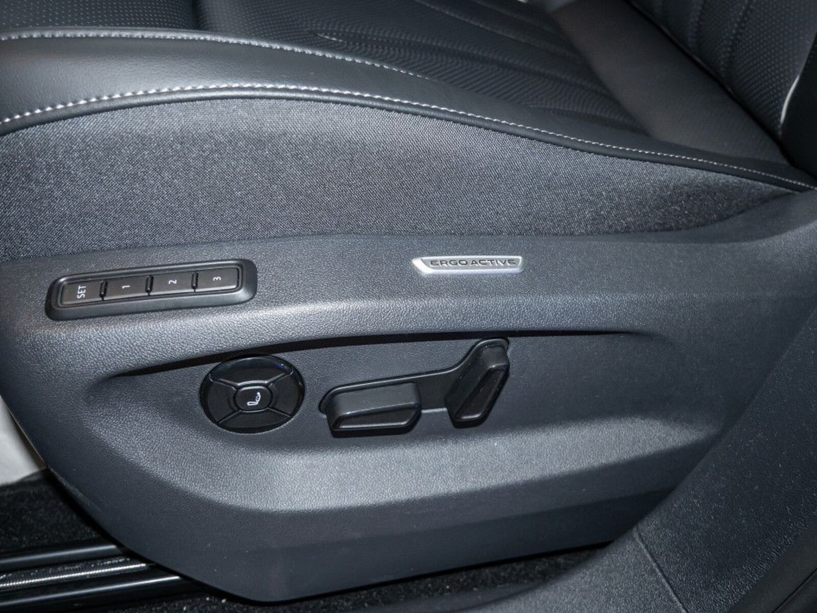 Volkswagen Tiguan – Bild 19