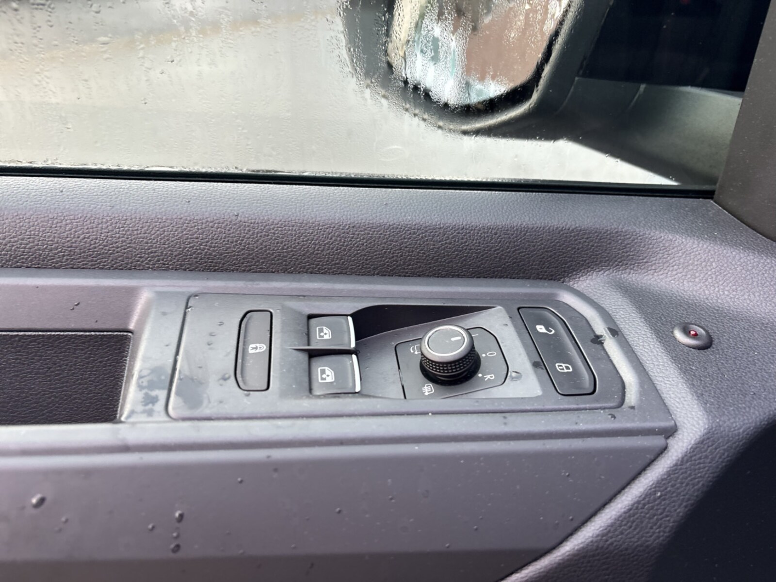 Volkswagen Multivan Langversion – Bild 10