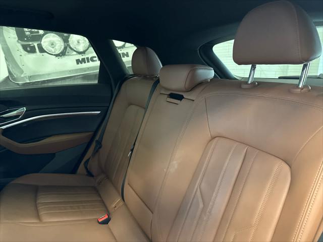 2022 AUDI E-TRON - Image 22