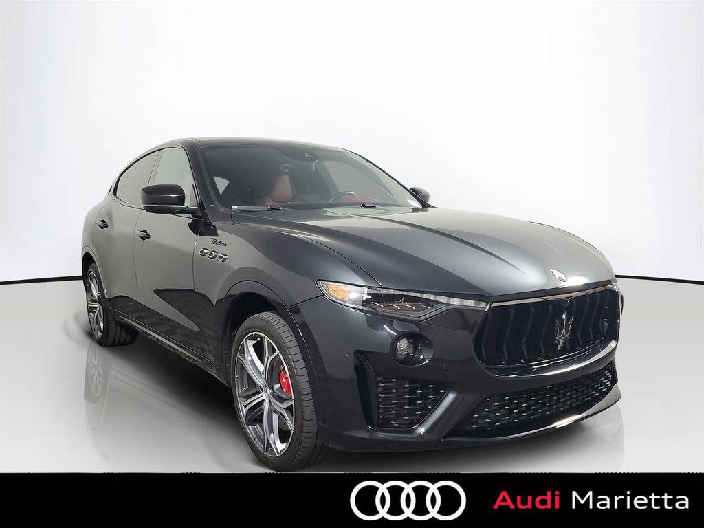 2022 Maserati Levante Modena's photo