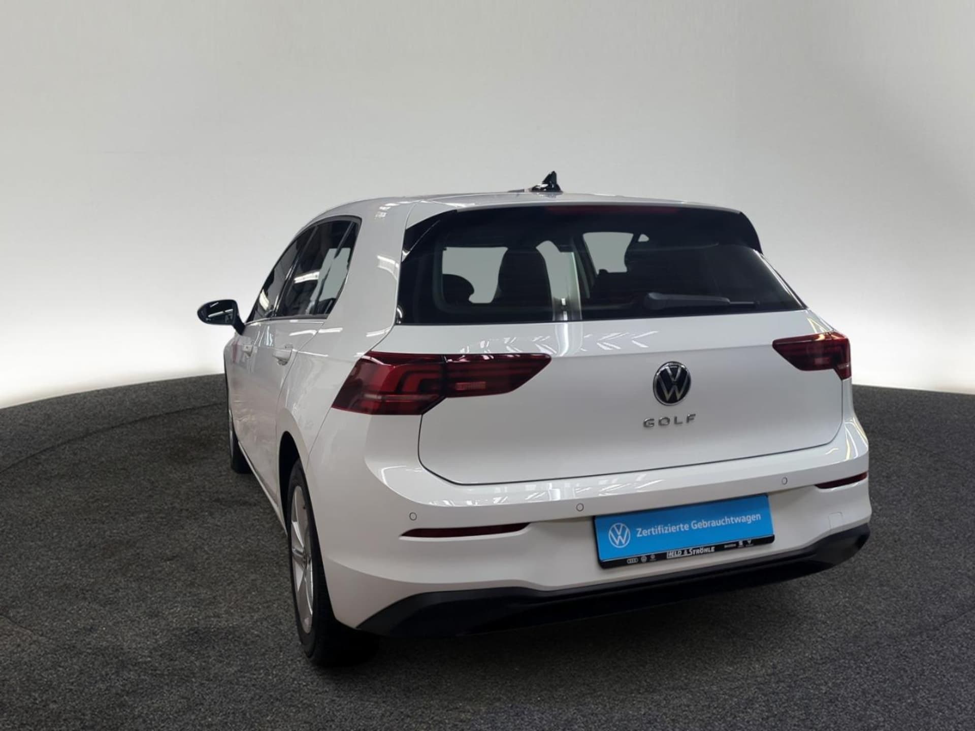 Volkswagen Golf Life