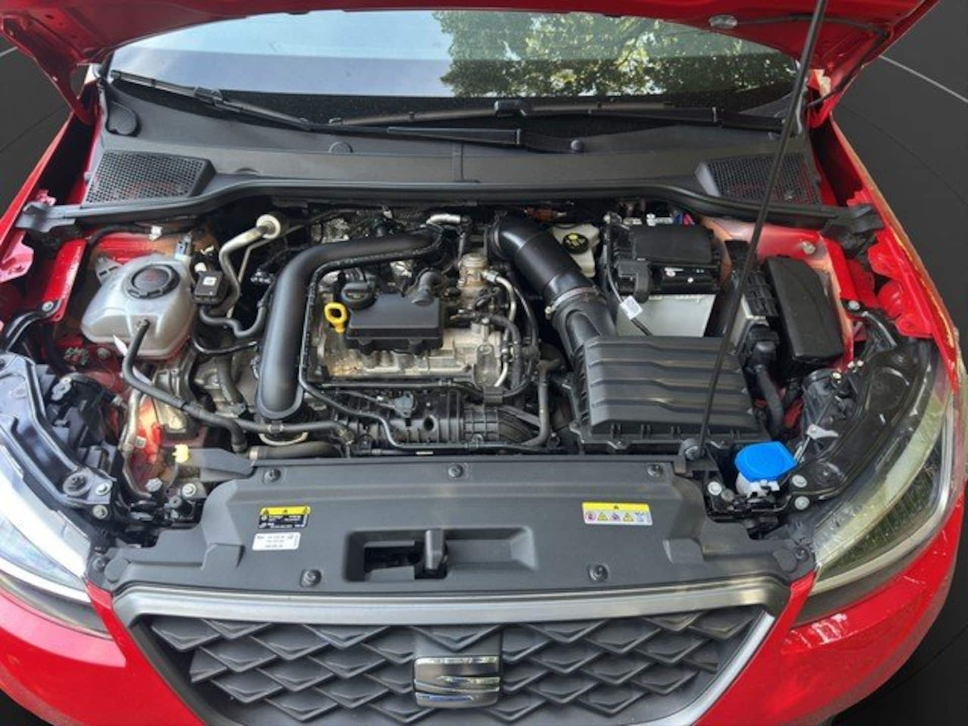 SEAT Arona FR