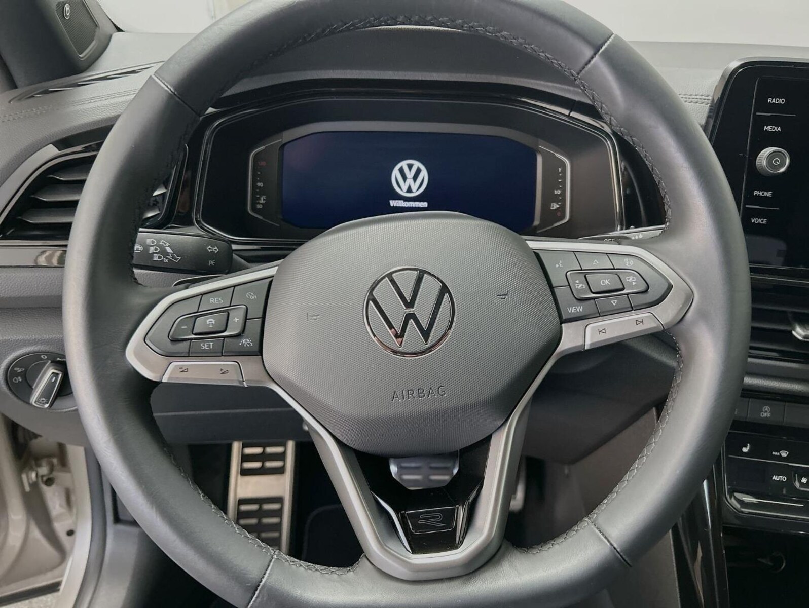 Volkswagen T-Roc Cabriolet – Bild 9
