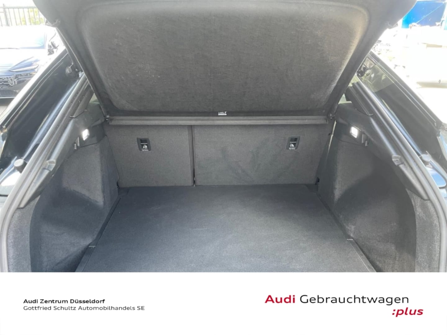 Bild über Audi Q4 Sportback e-tron 40 e-tron - für weitere Informationen kontaktieren Sie den Audi Partner