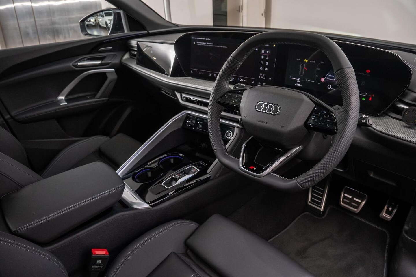 Image about Audi Q5 SUV TDI quattro 150 kW sport