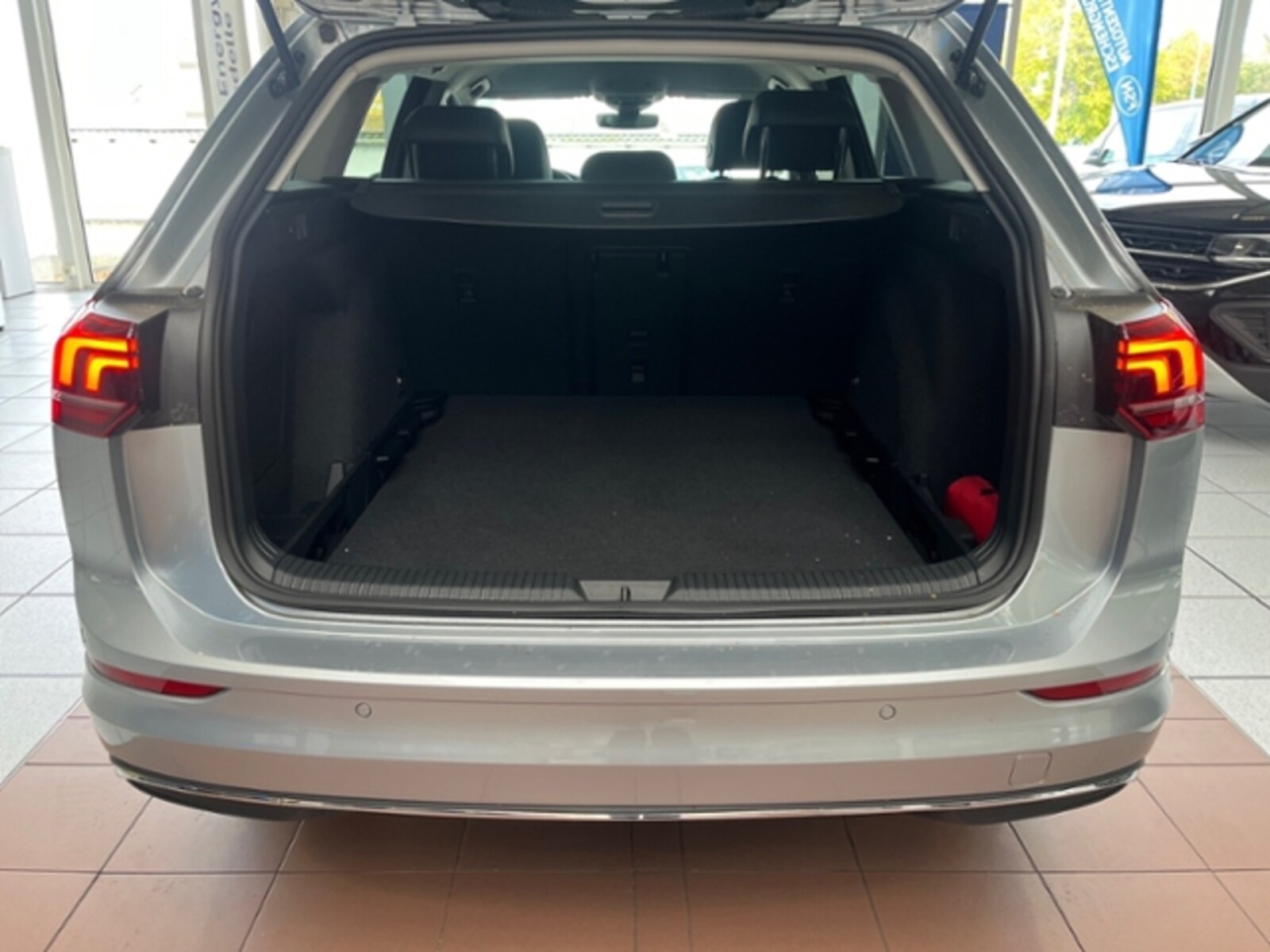 Volkswagen Golf Variant – Bild 9