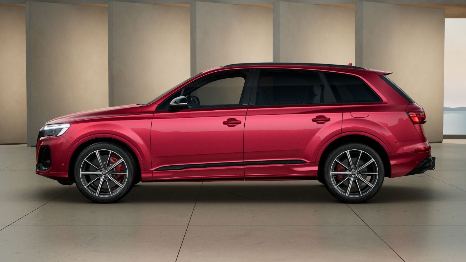 Image about Audi Q7 SUV TFSI e S line 60 TFSI e quattro tiptronic