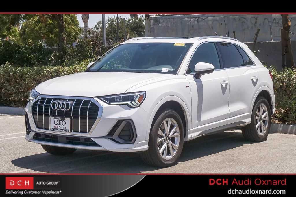 2024 Audi Q3 45 TFSI S Line Premium quattro's photo