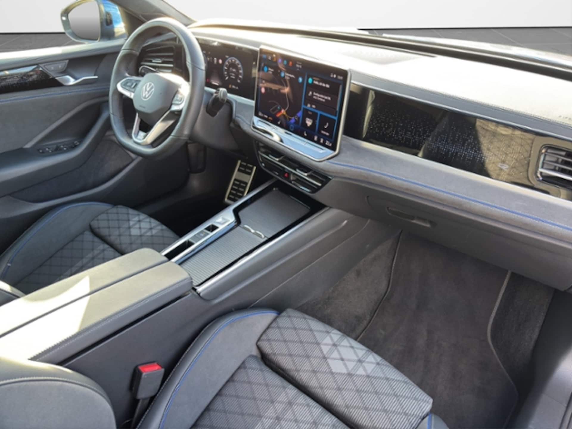 Volkswagen Passat R-Line