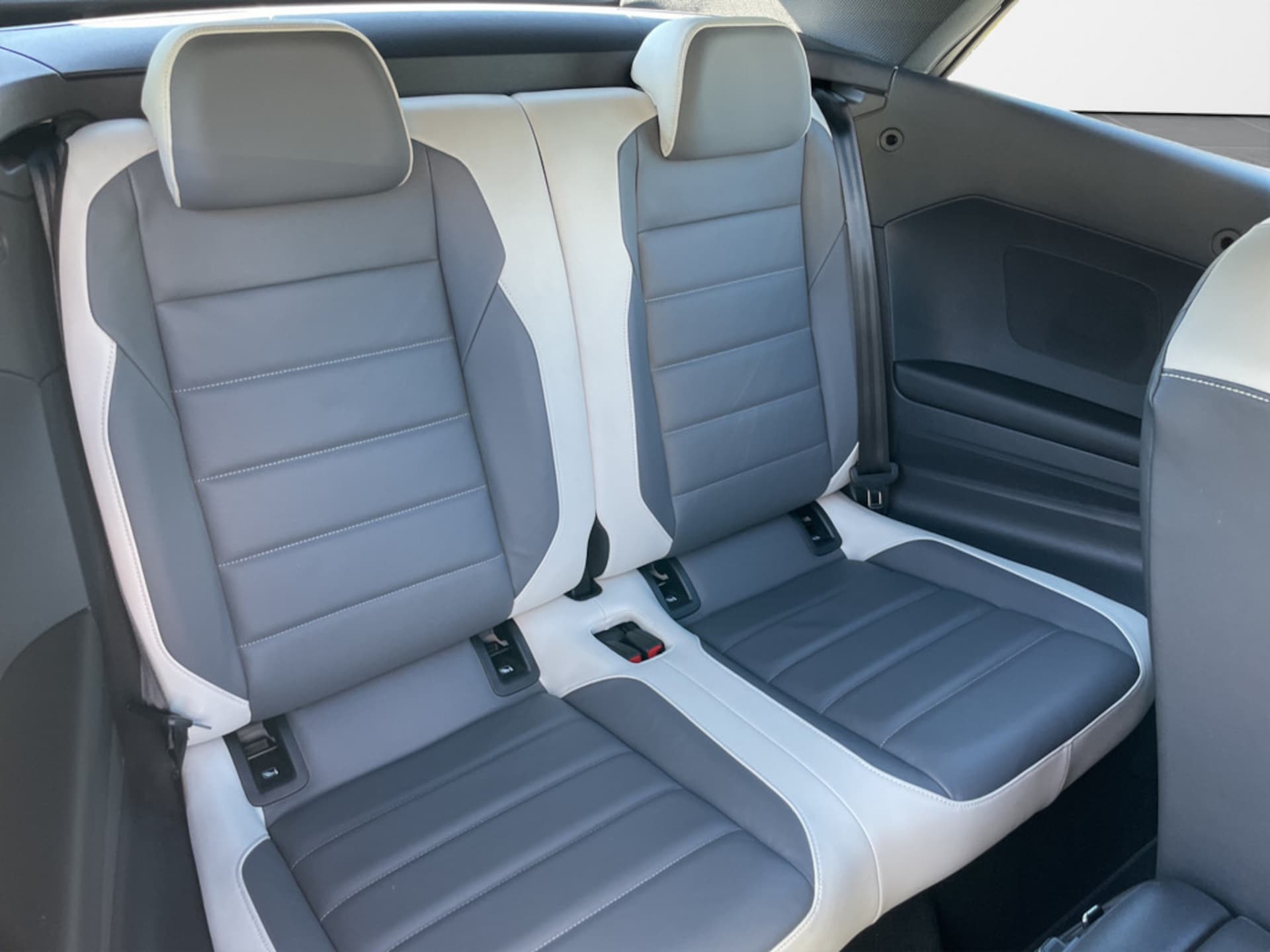 Volkswagen T-Roc Cabriolet Style
