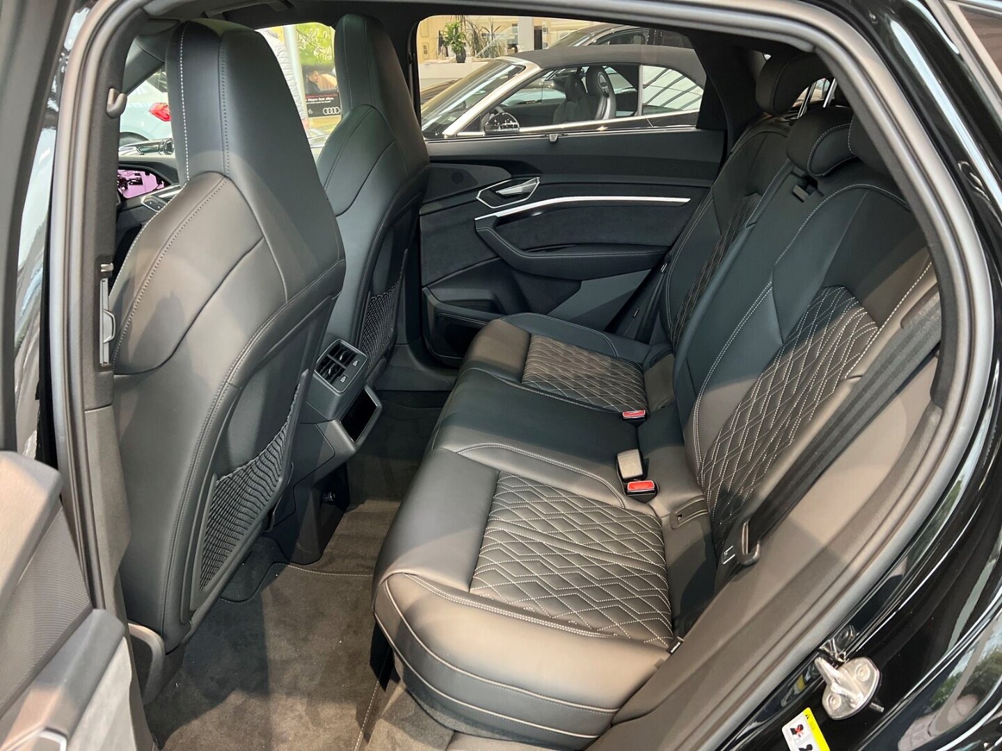 Image about Audi e-tron S Sportback S e-tron quattro